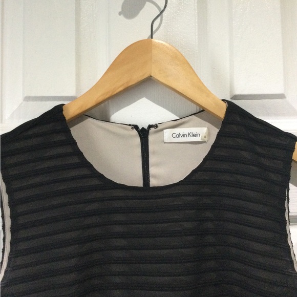 BNWT Calvin Klein Textured Black Mini Dress - Picture 5 of 7